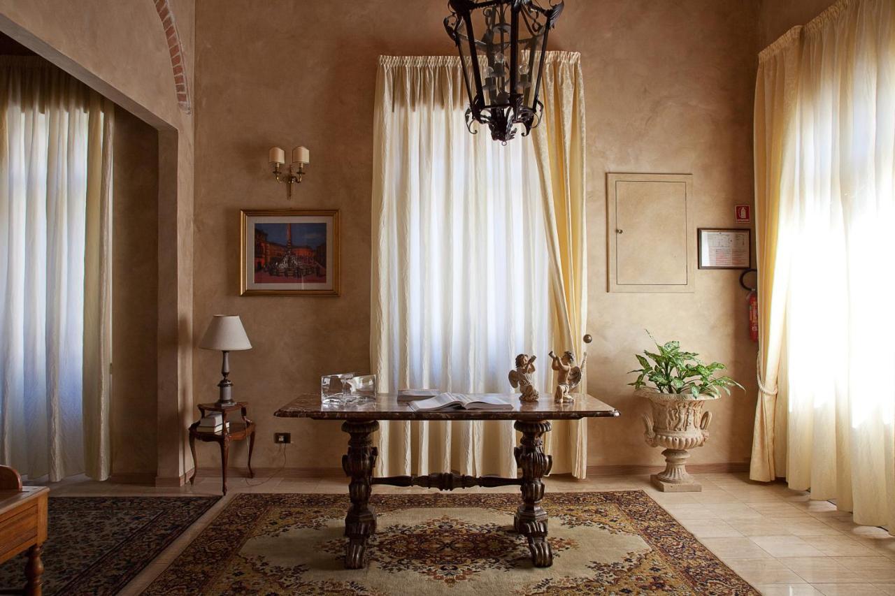 Hotel La Petite Maison В'яреджо Екстер'єр фото