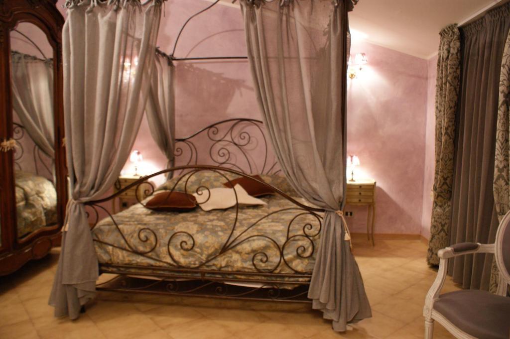 Hotel La Petite Maison В'яреджо Номер фото