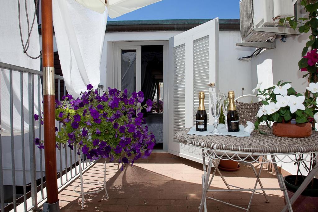 Hotel La Petite Maison В'яреджо Номер фото