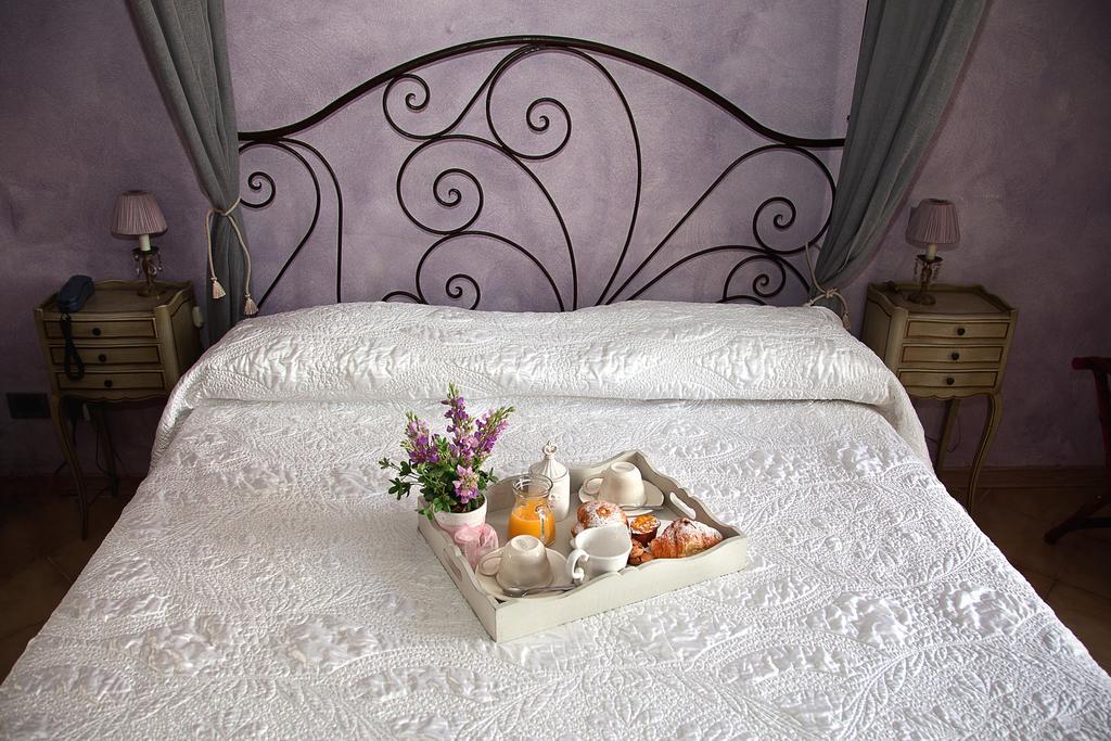 Hotel La Petite Maison В'яреджо Екстер'єр фото
