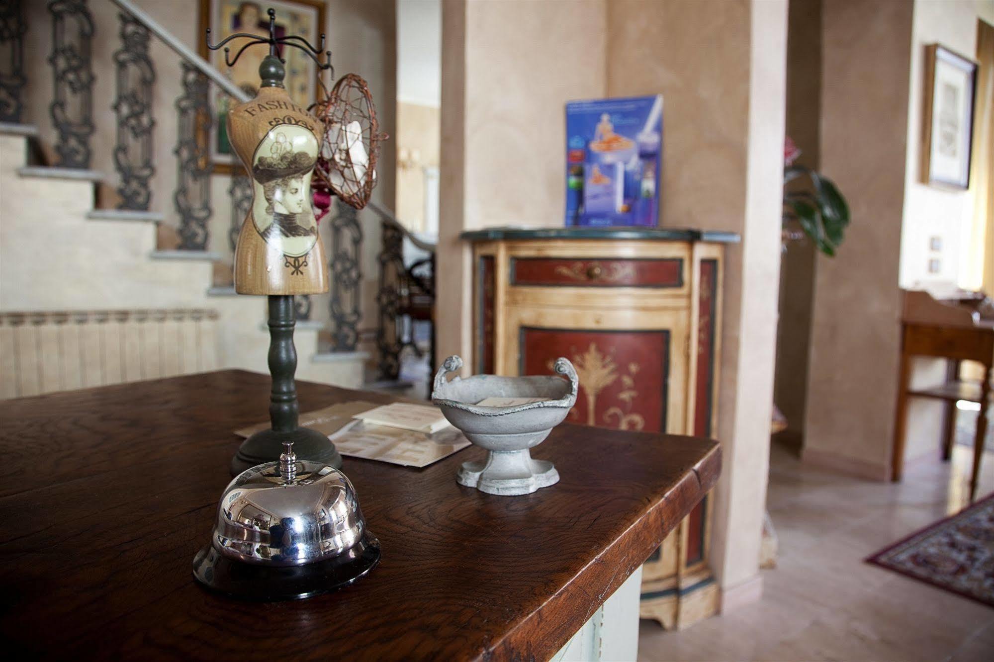 Hotel La Petite Maison В'яреджо Екстер'єр фото