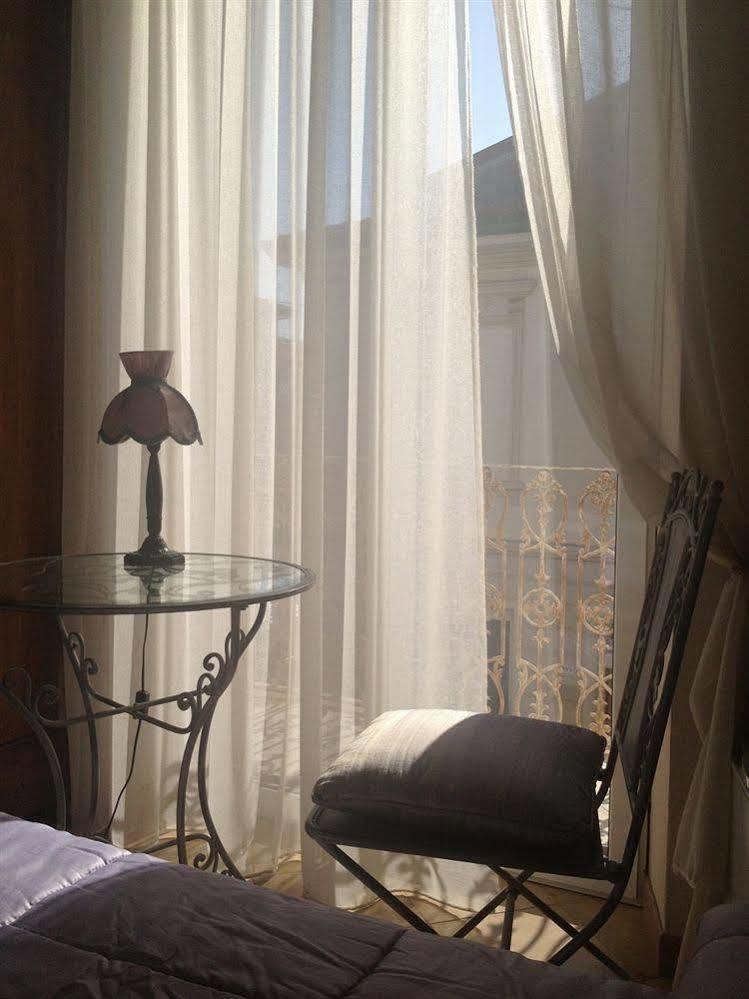 Hotel La Petite Maison В'яреджо Екстер'єр фото